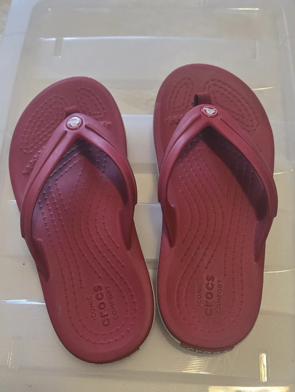 CROCS comfortable flip